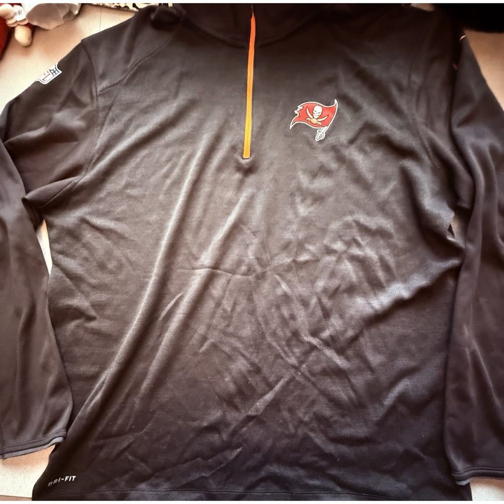 Nike Dri-FIT On Field Apparel Tampa Bay Buccaneers 1/4 Zip Long Sleeve Size 2XL